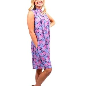 Like new Simply Southern pineapple high neck keyhole dress